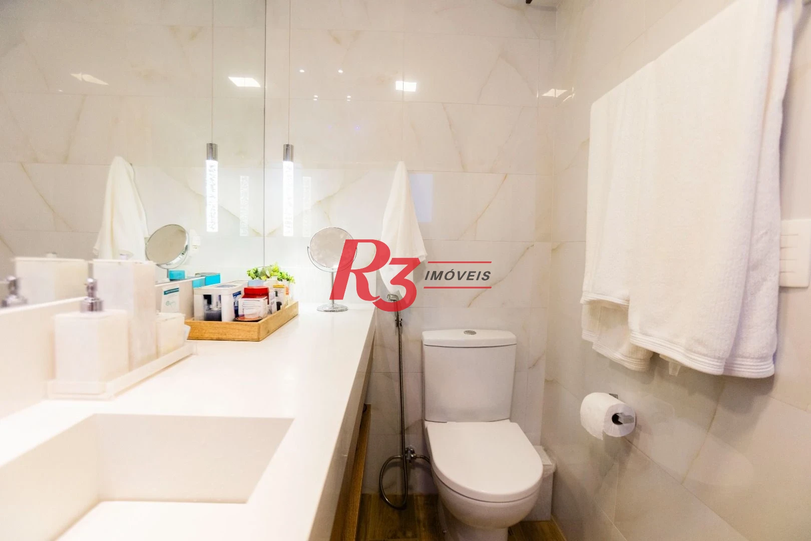 Apartamento com 3 dormitórios à venda, 123 m² por R$ 1.600.000,00 - Pompéia - Santos/SP
