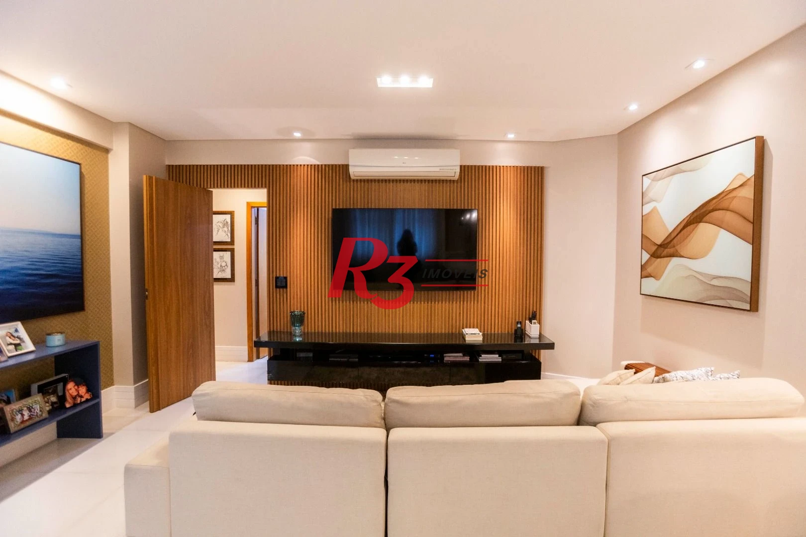 Apartamento com 3 dormitórios à venda, 123 m² por R$ 1.600.000,00 - Pompéia - Santos/SP