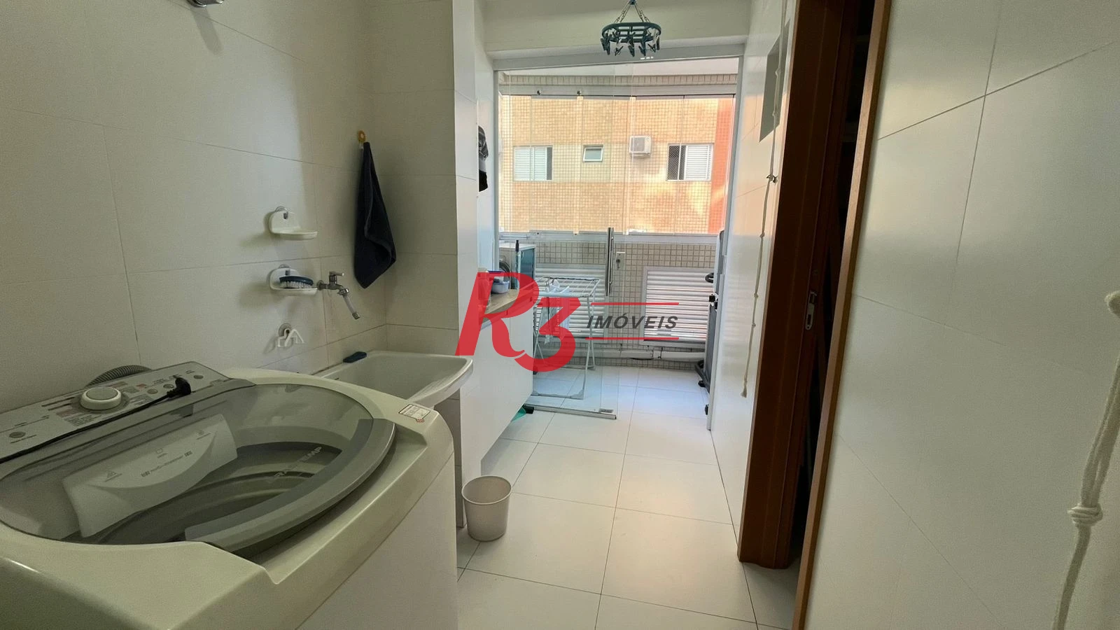 Apartamento com 3 dormitórios à venda, 124 m² por R$ 2.000.000,00 - Boqueirão - Santos/SP