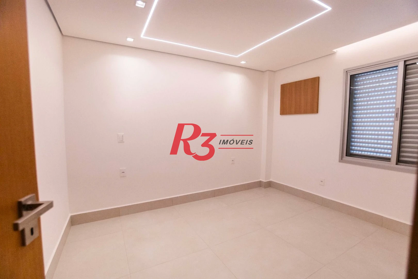 Apartamento com 3 dormitórios à venda, 163 m² por R$ 2.800.000,00 - Aparecida - Santos/SP