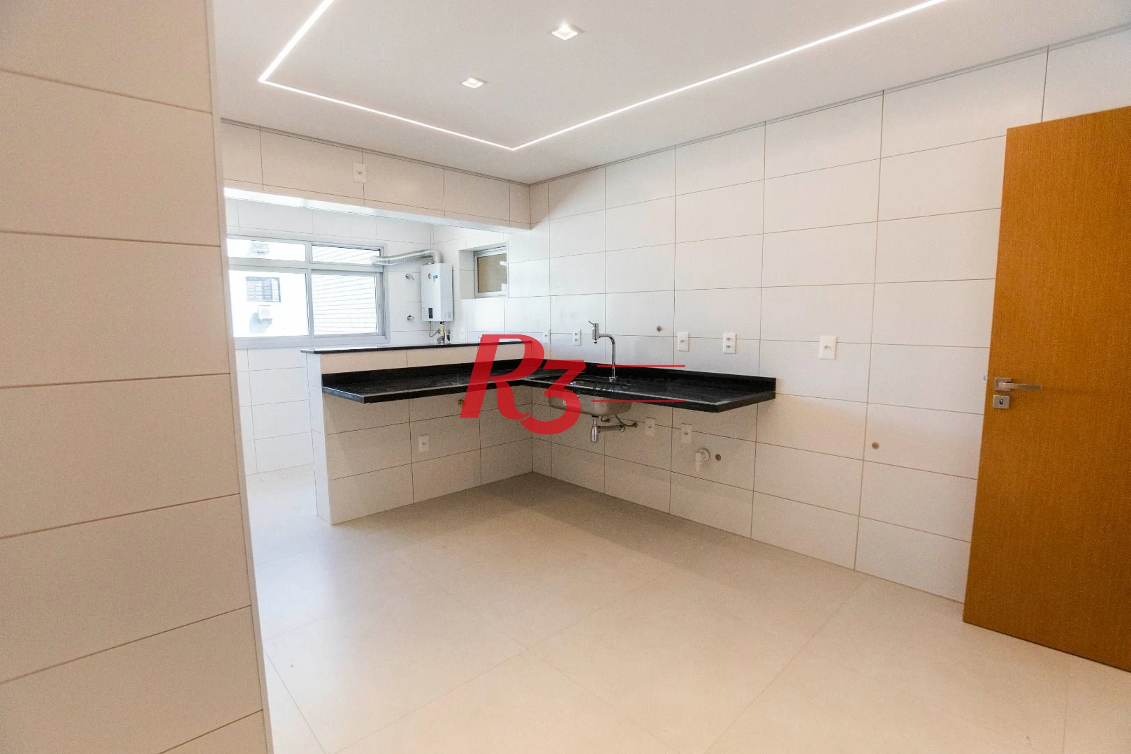 Apartamento com 3 dormitórios à venda, 163 m² por R$ 2.800.000,00 - Aparecida - Santos/SP