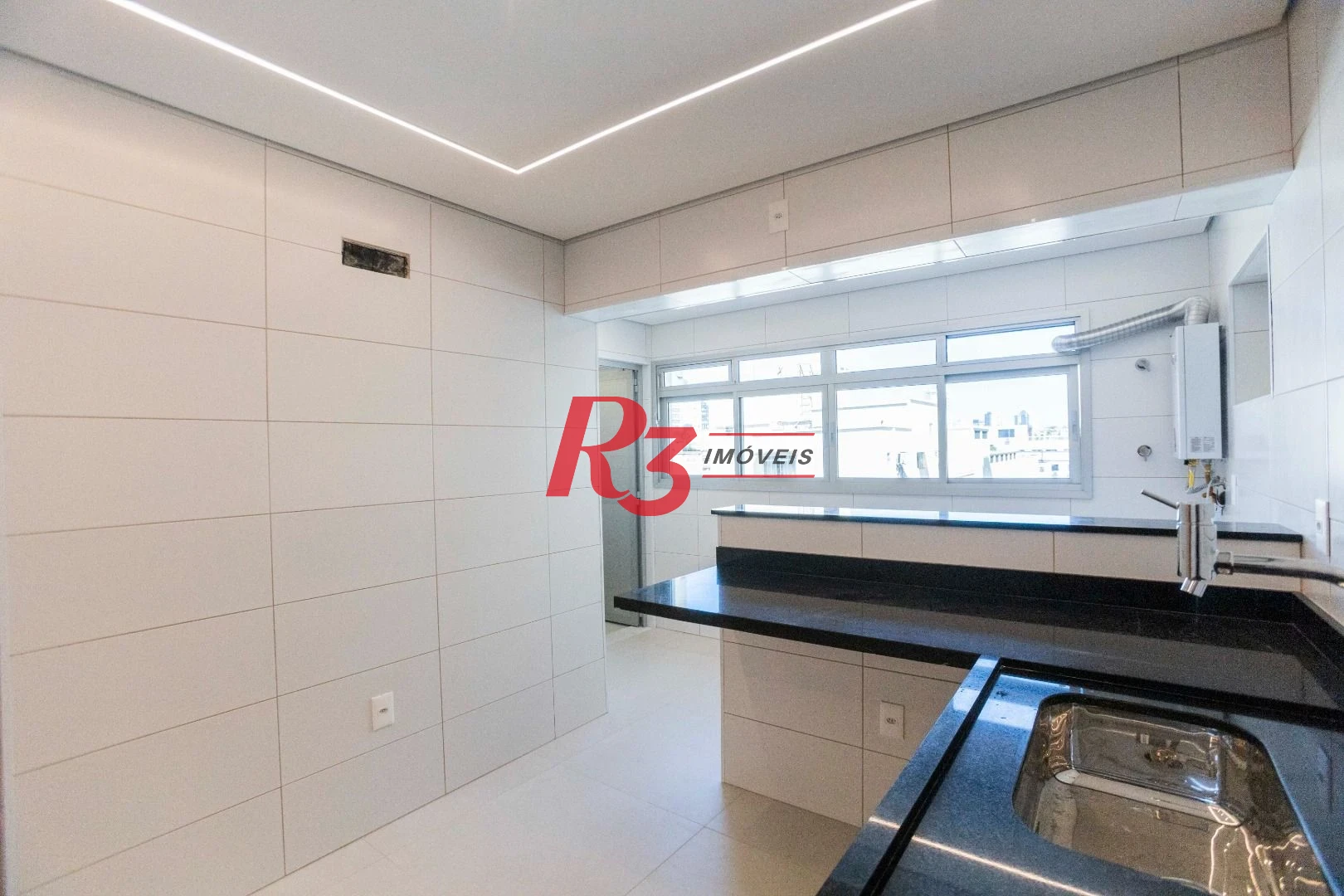 Apartamento com 3 dormitórios à venda, 163 m² por R$ 2.800.000,00 - Aparecida - Santos/SP