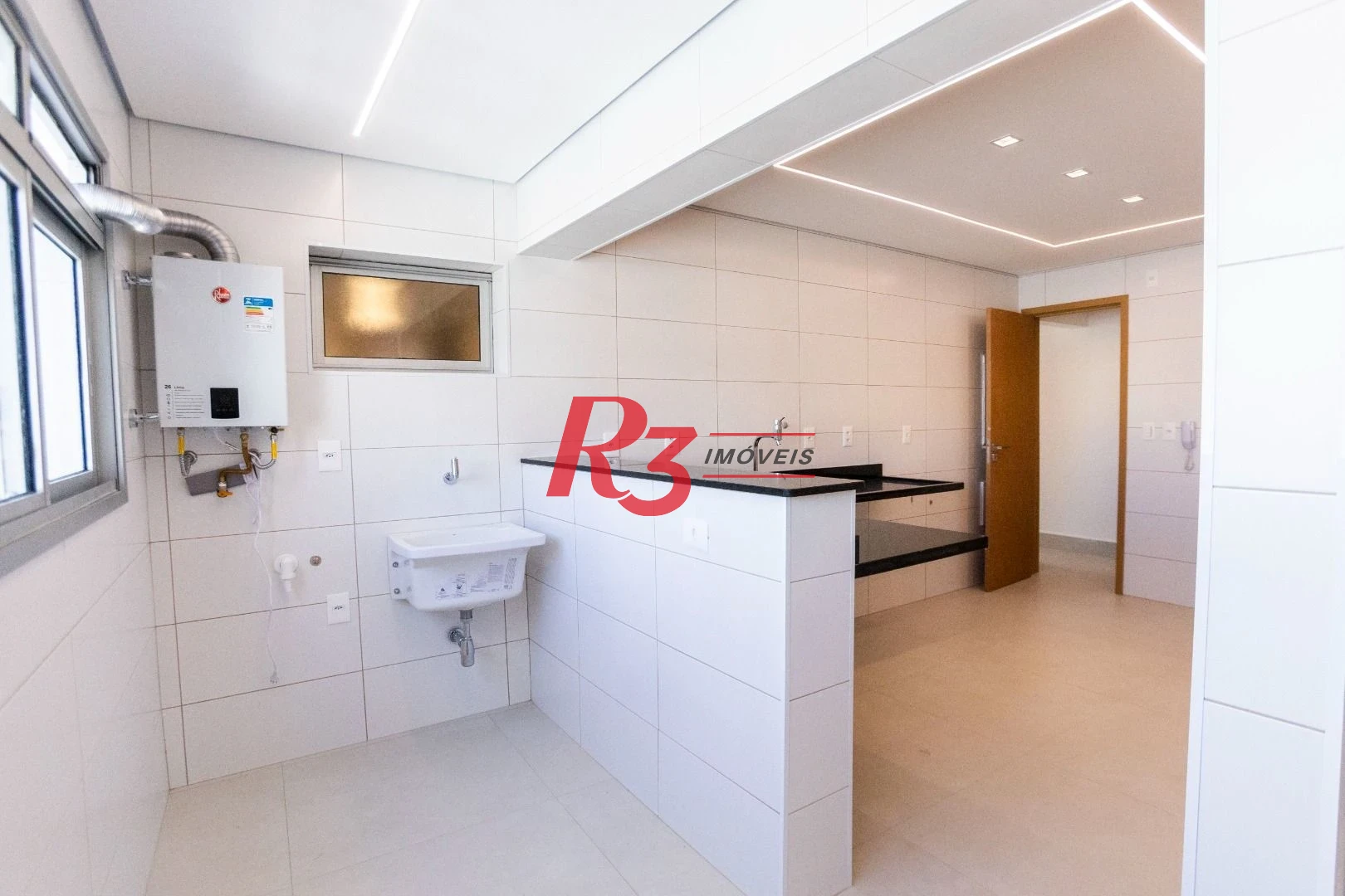 Apartamento com 3 dormitórios à venda, 163 m² por R$ 2.800.000,00 - Aparecida - Santos/SP
