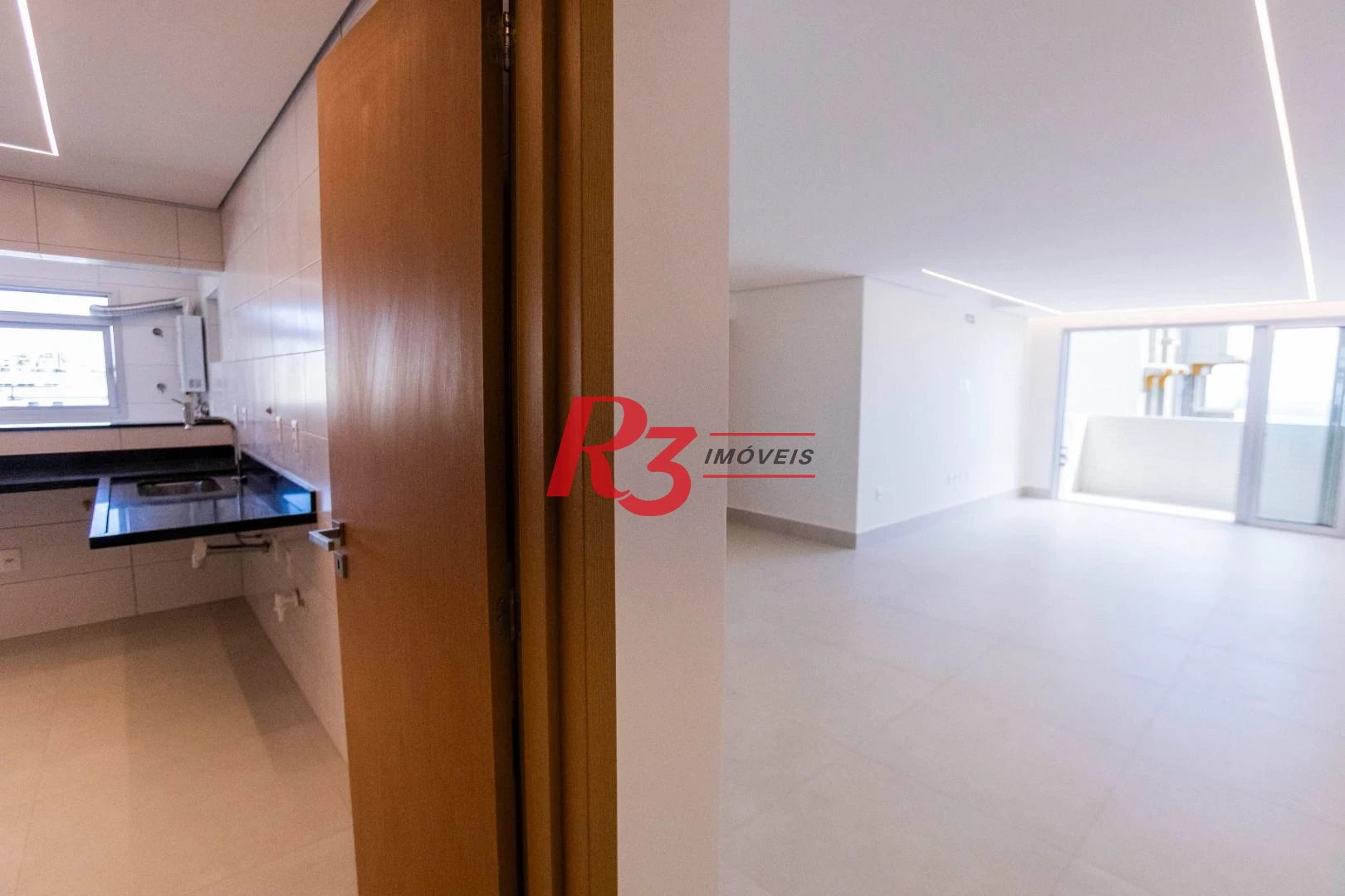 Apartamento com 3 dormitórios à venda, 163 m² por R$ 2.800.000,00 - Aparecida - Santos/SP