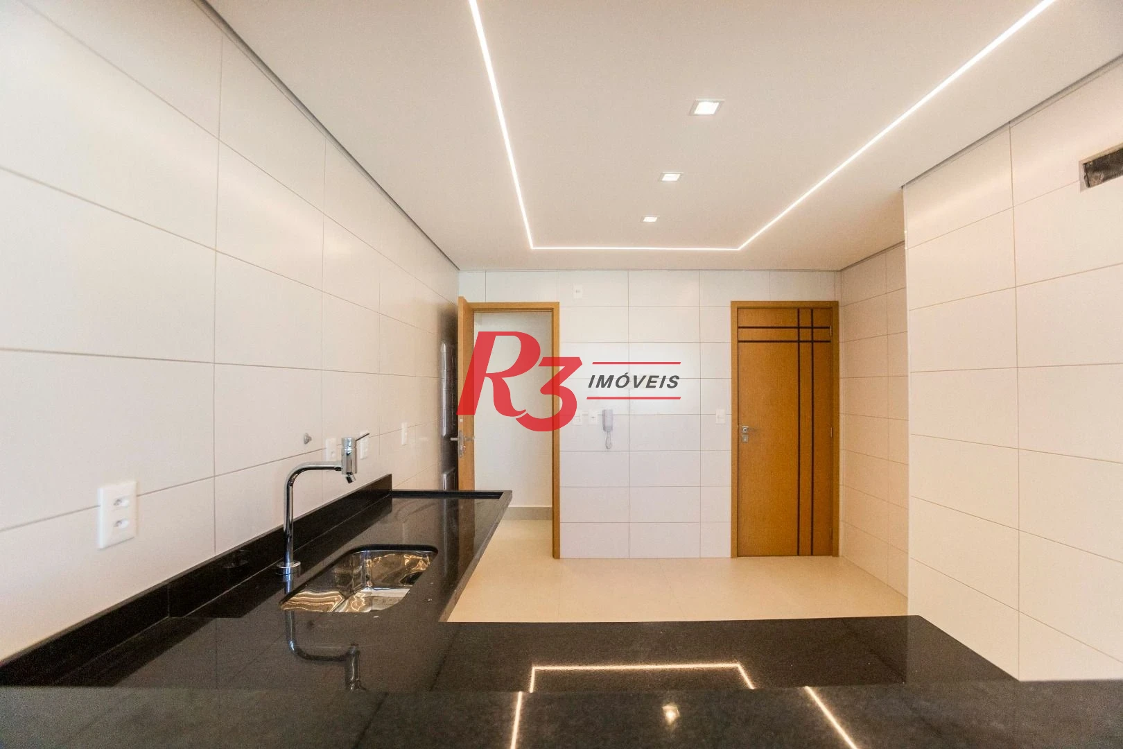 Apartamento com 3 dormitórios à venda, 163 m² por R$ 2.800.000,00 - Aparecida - Santos/SP