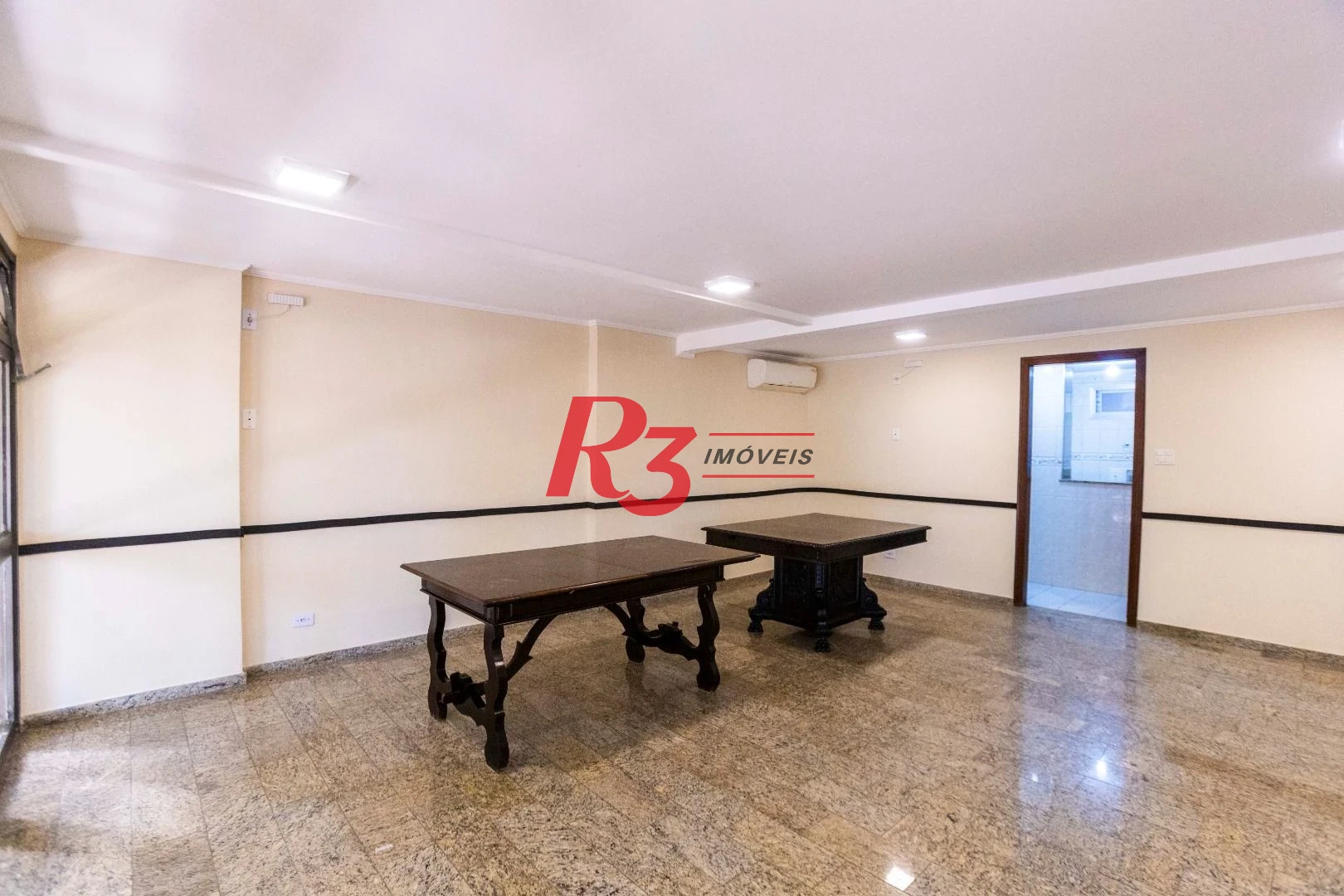 Apartamento com 3 dormitórios à venda, 163 m² por R$ 2.800.000,00 - Aparecida - Santos/SP
