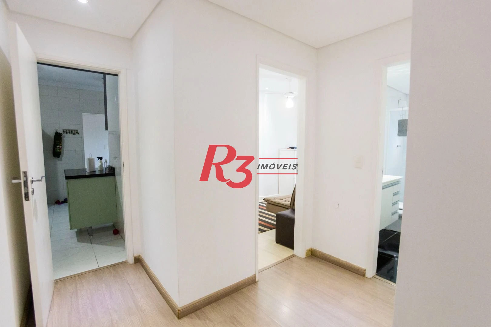 Apartamento com 3 dormitórios à venda, 124 m² por R$ 980.000,00 - Gonzaga - Santos/SP