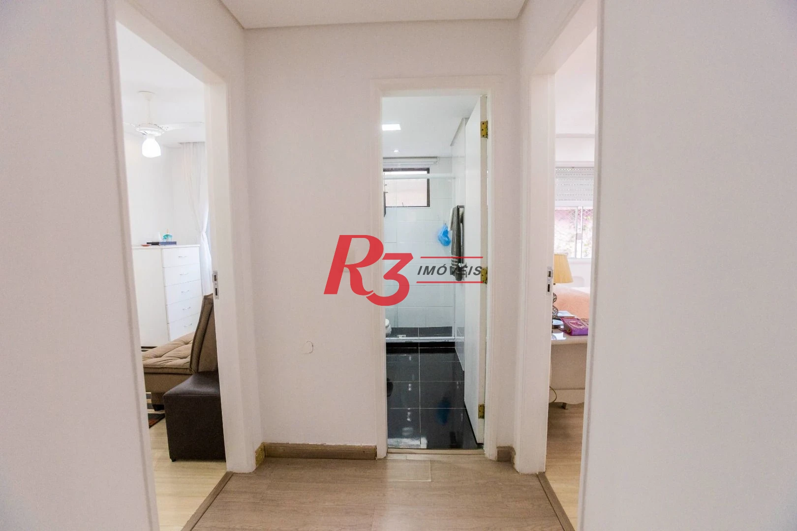 Apartamento com 3 dormitórios à venda, 124 m² por R$ 980.000,00 - Gonzaga - Santos/SP