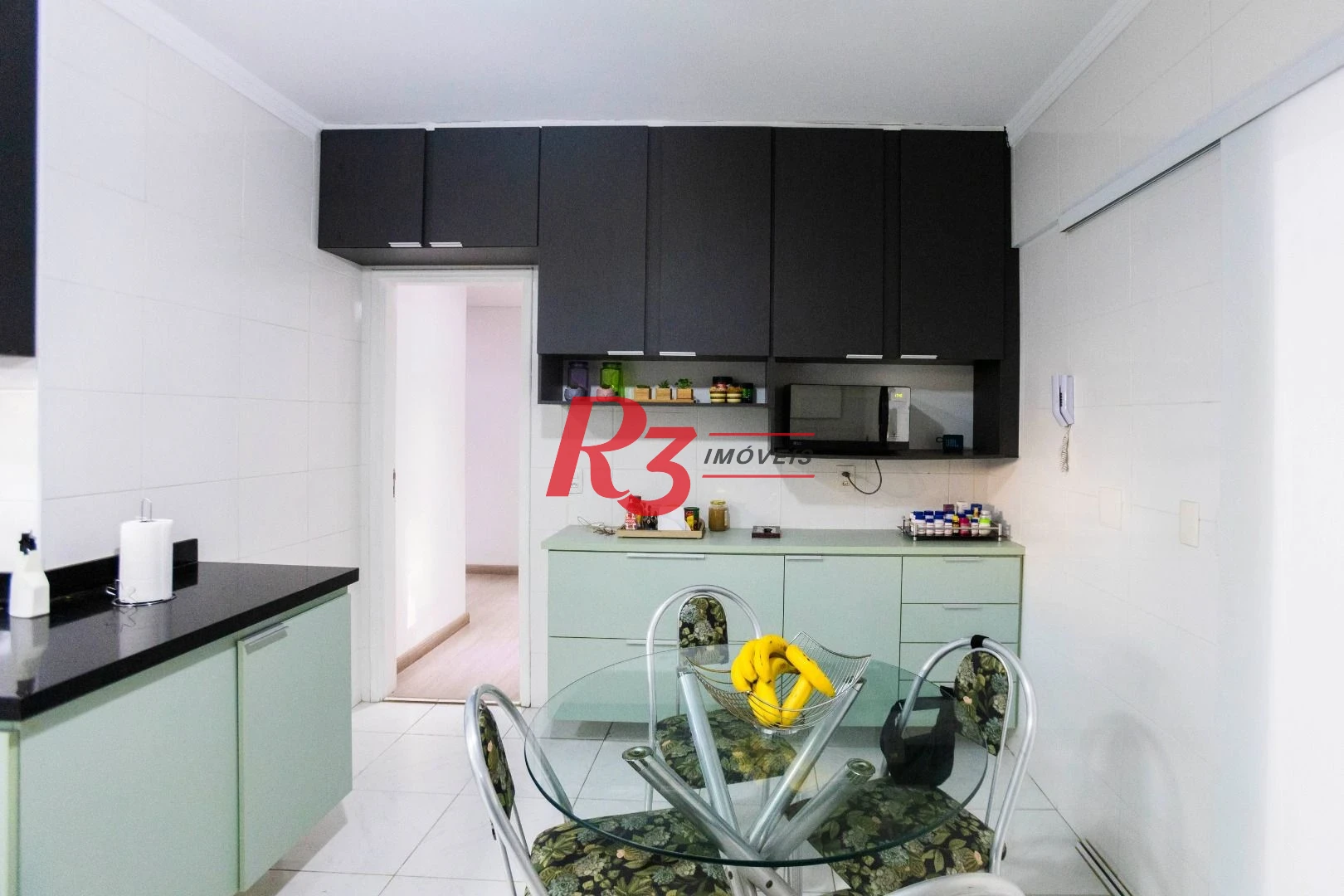 Apartamento com 3 dormitórios à venda, 124 m² por R$ 980.000,00 - Gonzaga - Santos/SP