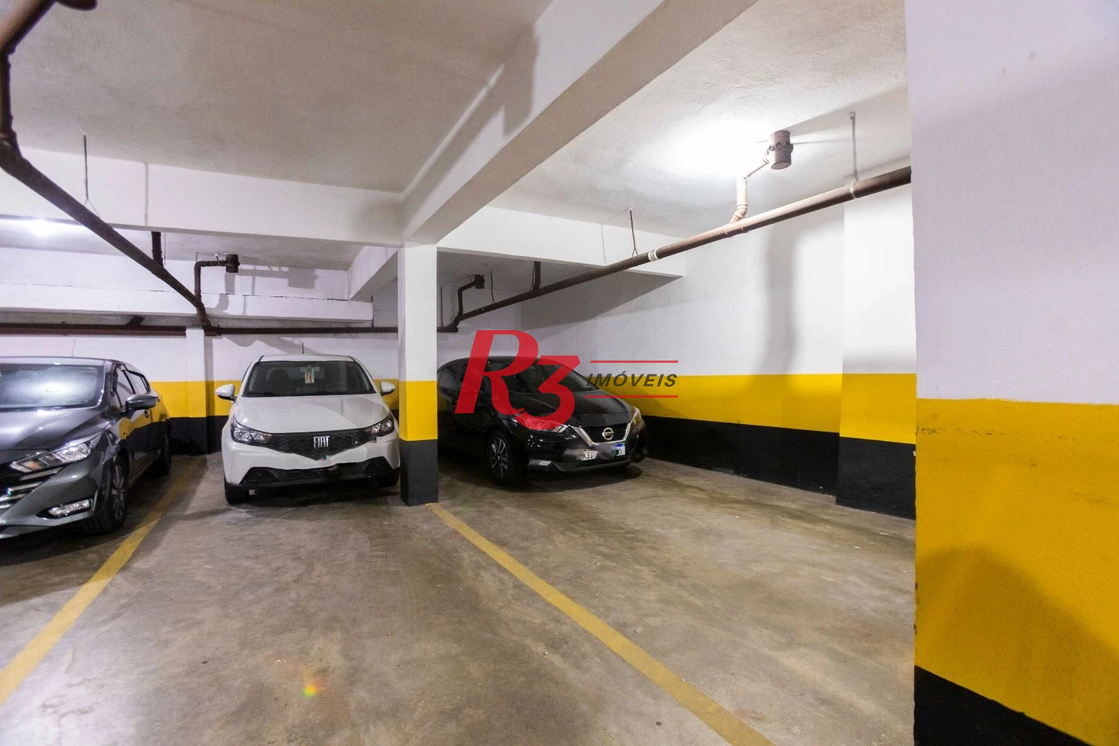 Apartamento com 3 dormitórios à venda, 124 m² por R$ 980.000,00 - Gonzaga - Santos/SP