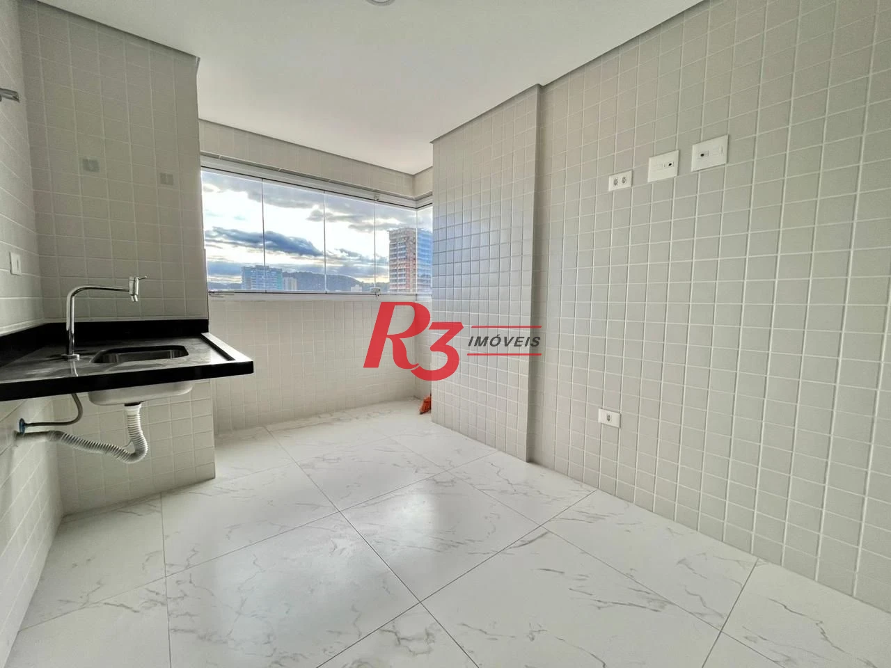 Apartamento para alugar, 70 m² por R$ 5.900,00/mês - Boqueirão - Santos/SP