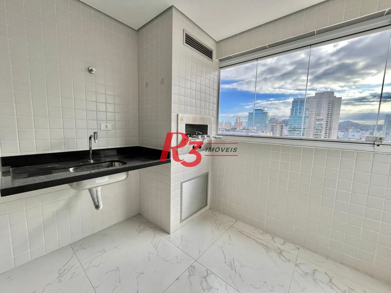 Apartamento para alugar, 70 m² por R$ 5.900,00/mês - Boqueirão - Santos/SP