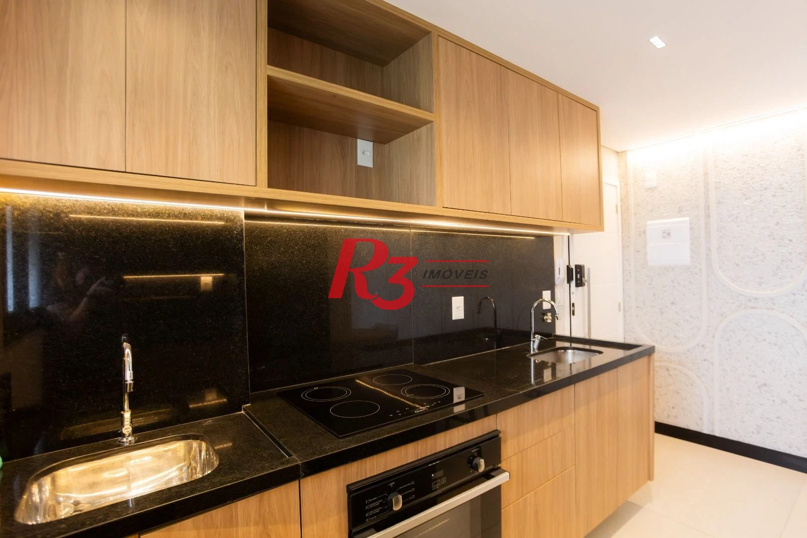 Apartamento com 1 dormitório à venda, 57 m² por R$ 750.000,00 - Ponta da Praia - Santos/SP