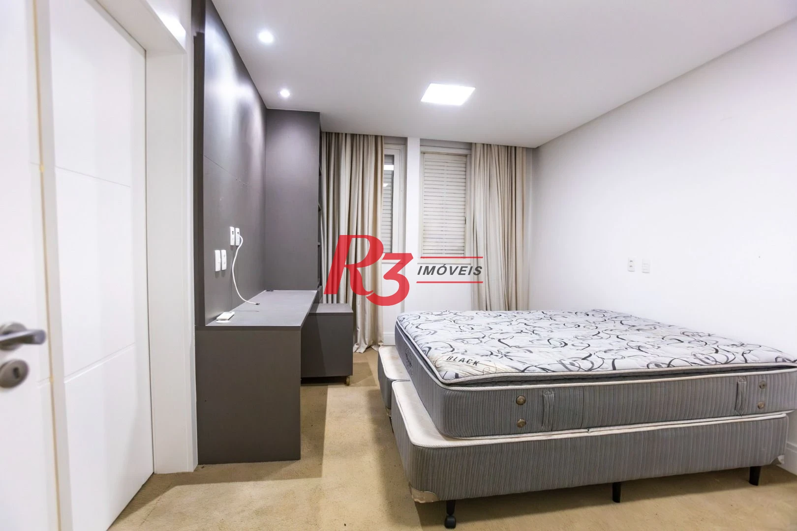 Apartamento à venda, 304 m² por R$ 2.479.000,00 - Boqueirão - Santos/SP