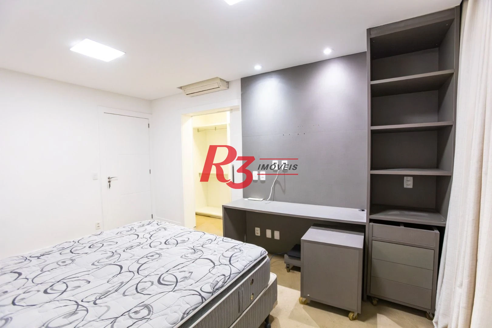 Apartamento à venda, 304 m² por R$ 2.479.000,00 - Boqueirão - Santos/SP
