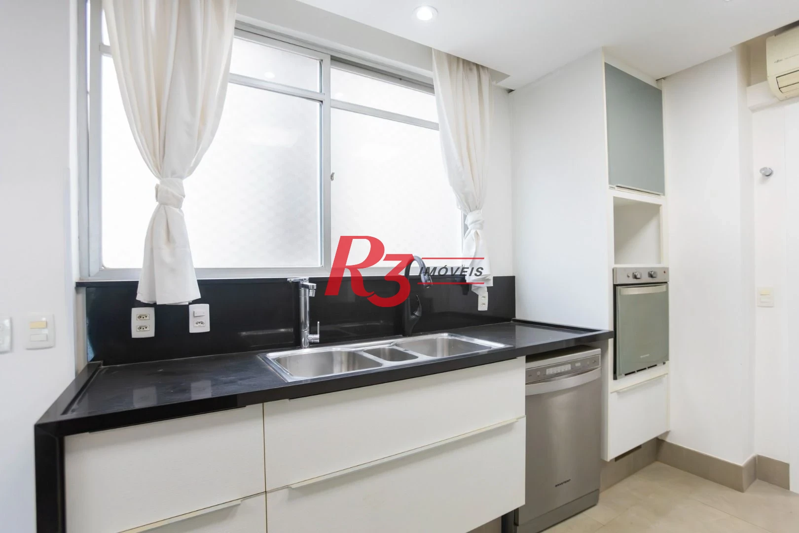 Apartamento à venda, 304 m² por R$ 2.479.000,00 - Boqueirão - Santos/SP