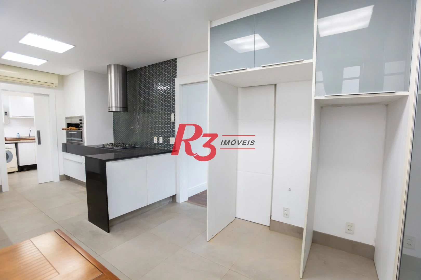 Apartamento à venda, 304 m² por R$ 2.479.000,00 - Boqueirão - Santos/SP