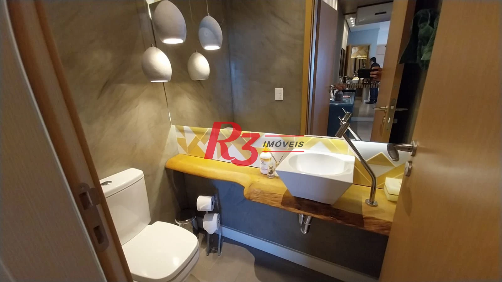 Apartamento com 3 dormitórios à venda, 129 m² por R$ 2.332.000,00 - Gonzaga - Santos/SP