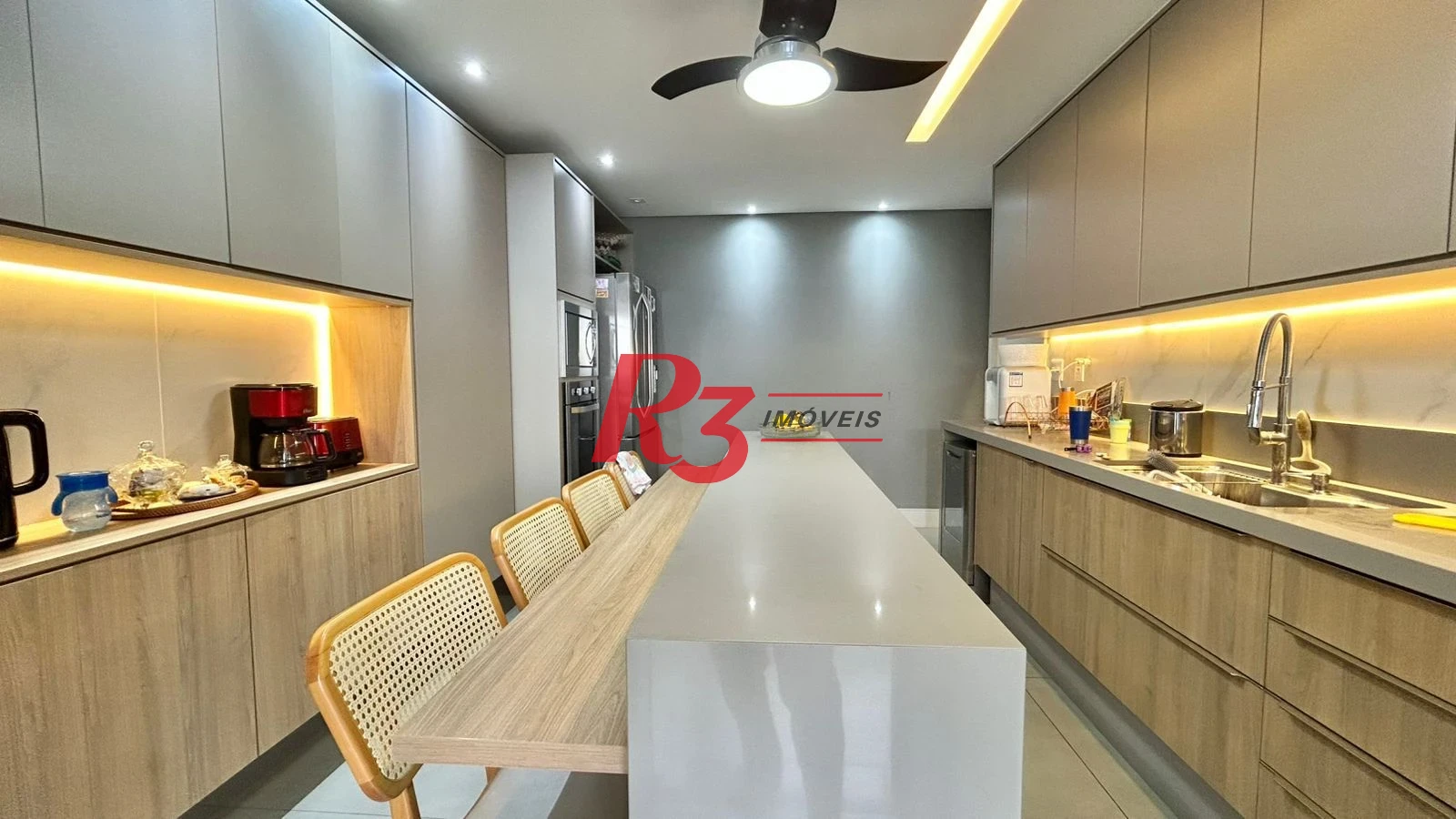 Apartamento com 4 dormitórios à venda, 206 m² por R$ 1.800.000,00 - Aparecida - Santos/SP