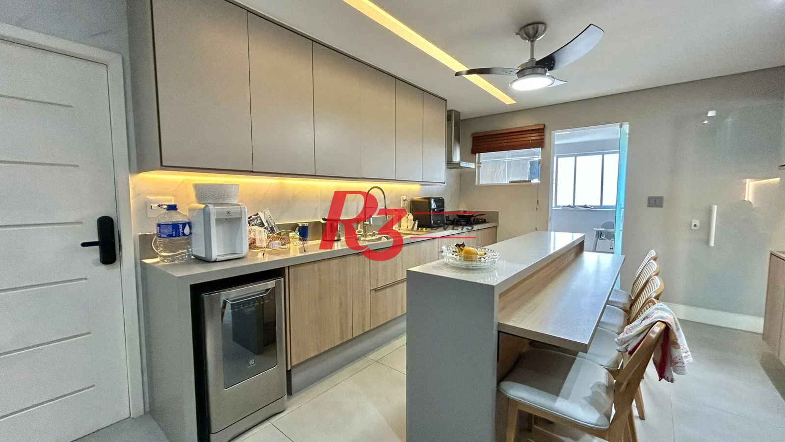 Apartamento com 4 dormitórios à venda, 206 m² por R$ 1.800.000,00 - Aparecida - Santos/SP