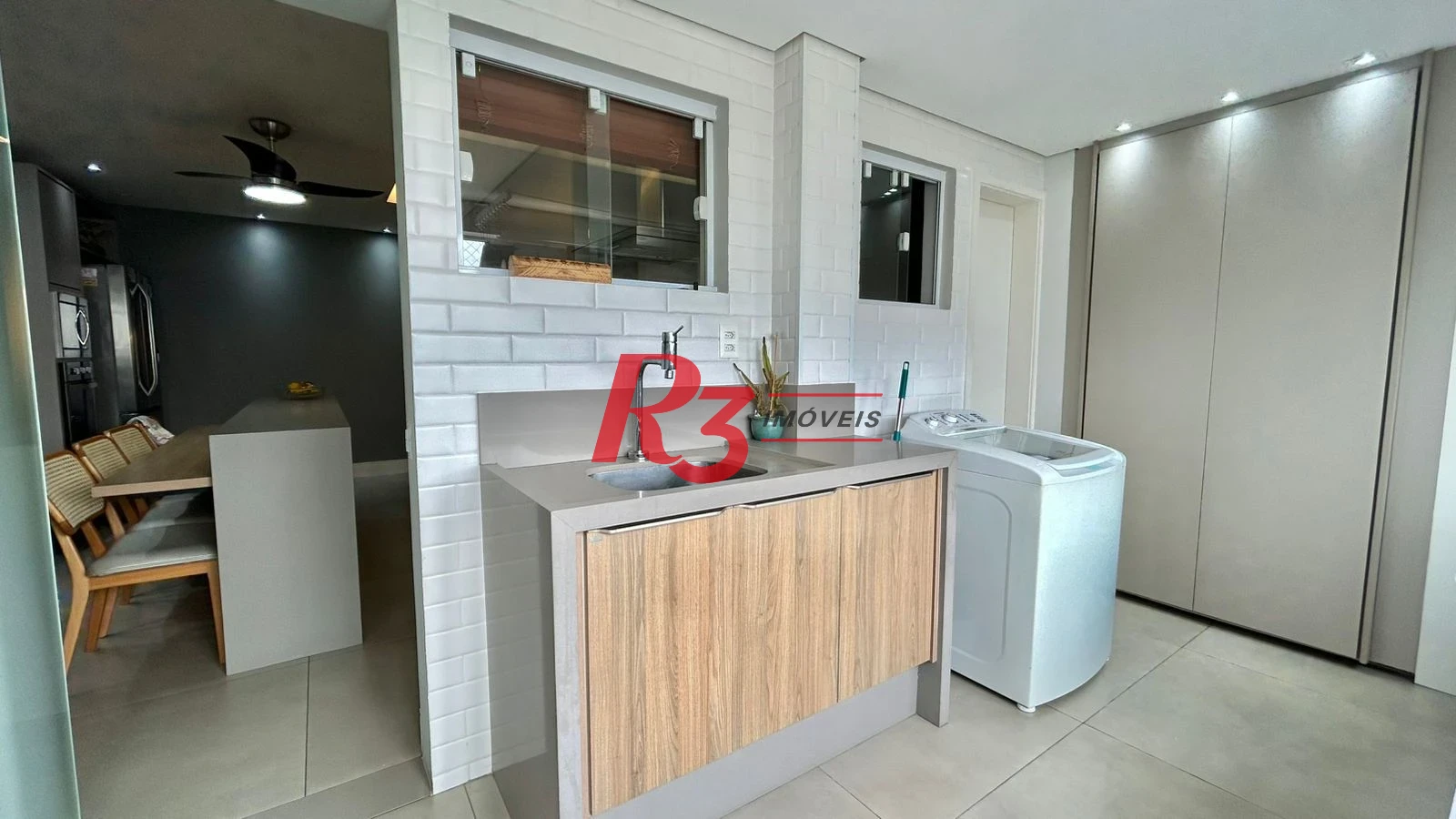 Apartamento com 4 dormitórios à venda, 206 m² por R$ 1.800.000,00 - Aparecida - Santos/SP