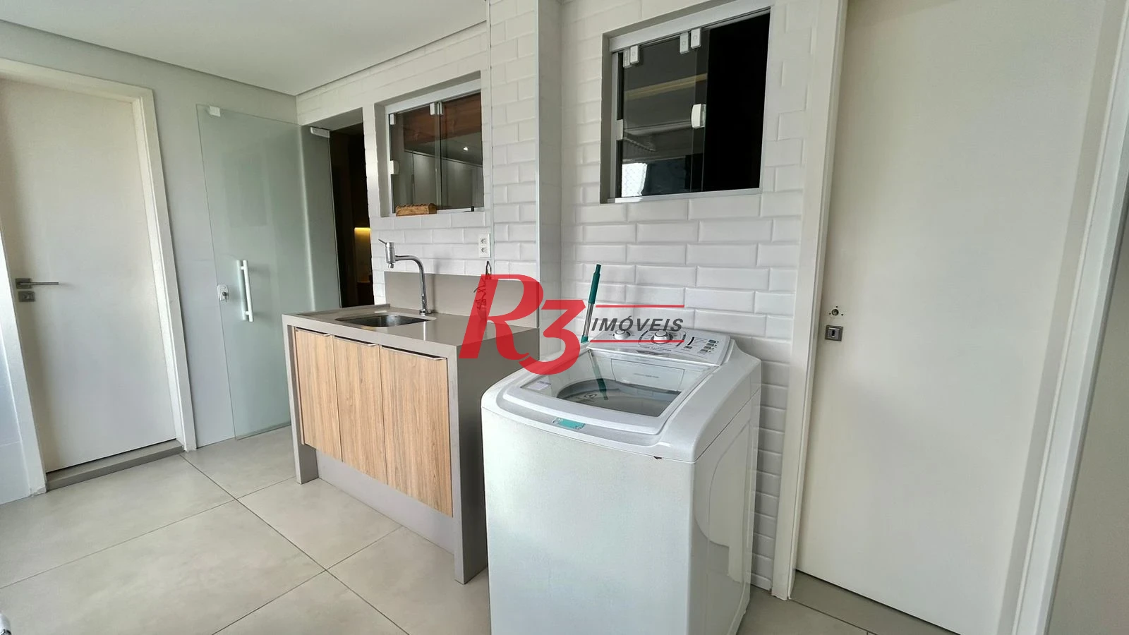 Apartamento com 4 dormitórios à venda, 206 m² por R$ 1.800.000,00 - Aparecida - Santos/SP