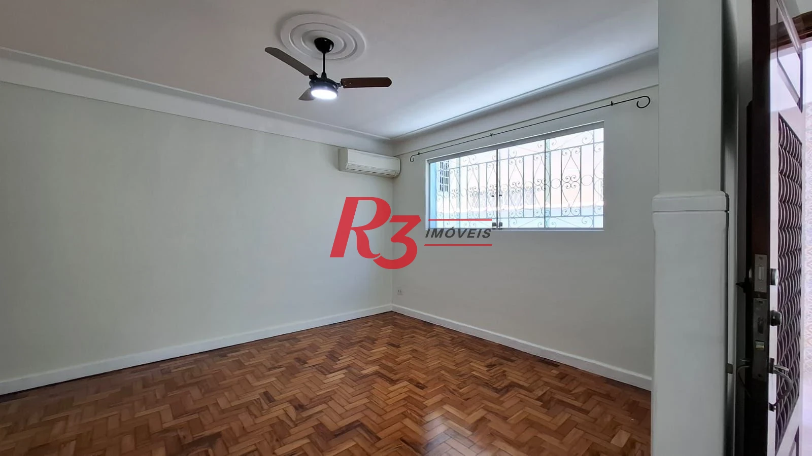 Sobrado, 150 m² - venda por R$ 2.200.000,00 ou aluguel por R$ 7.300,01/mês - Boqueirão - Santos/SP