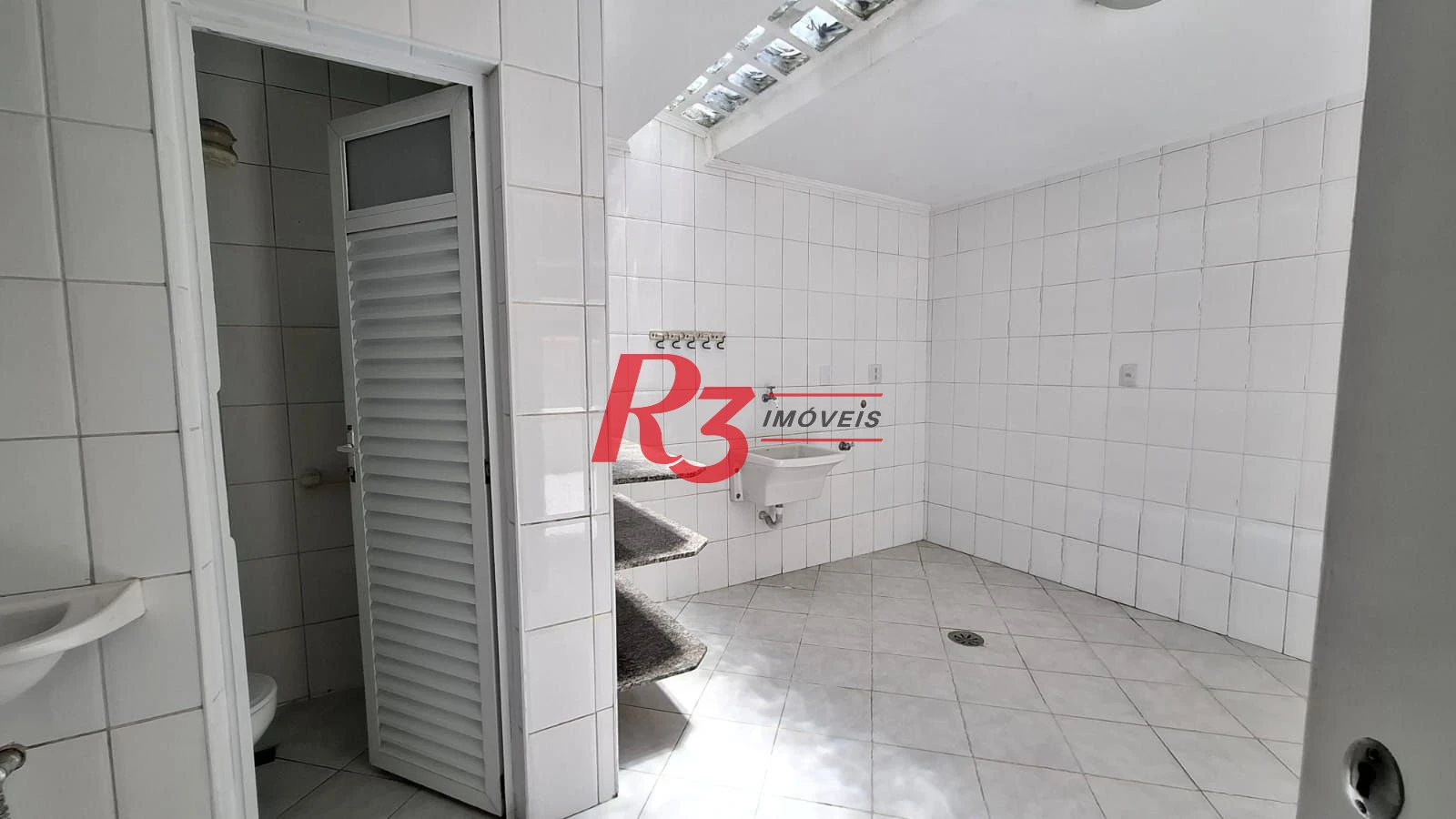 Sobrado, 150 m² - venda por R$ 2.200.000,00 ou aluguel por R$ 7.300,01/mês - Boqueirão - Santos/SP