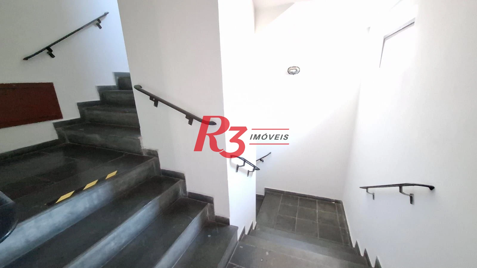 Apartamento com 1 dormitório à venda, 46 m² por R$ 420.000,00 - Embaré - Santos/SP