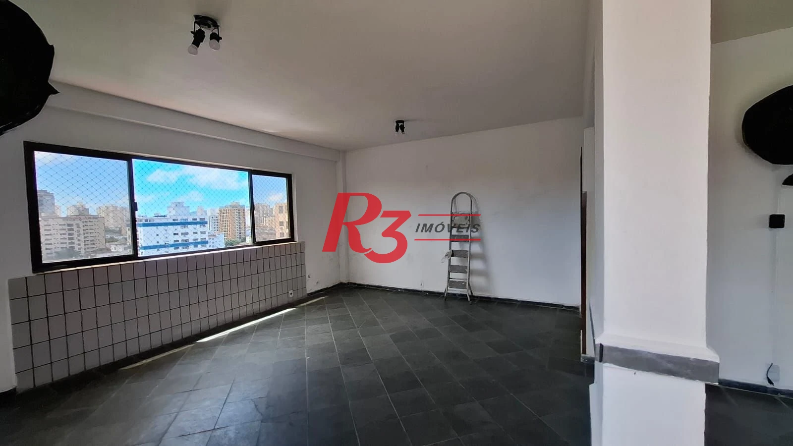 Apartamento com 1 dormitório à venda, 46 m² por R$ 420.000,00 - Embaré - Santos/SP