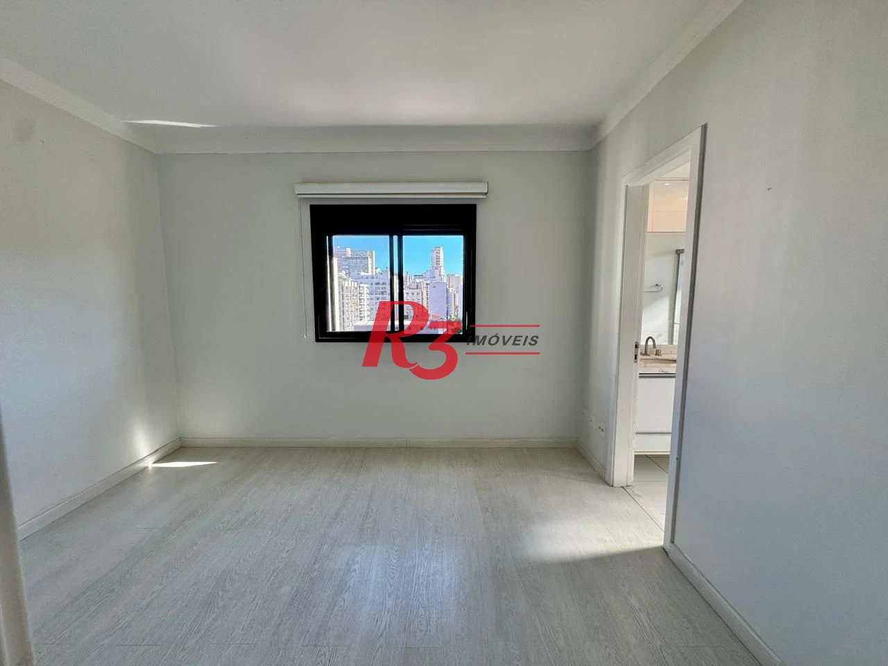 Apartamento com 3 dormitórios à venda, 139 m² por R$ 1.650.000,00 - Gonzaga - Santos/SP