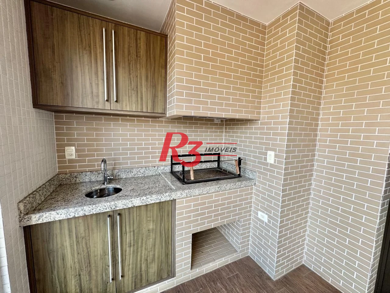Apartamento com 3 dormitórios à venda, 139 m² por R$ 1.650.000,00 - Gonzaga - Santos/SP