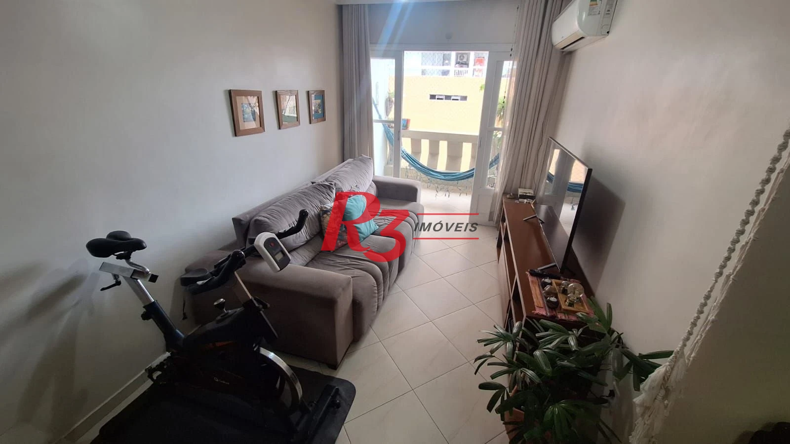 Apartamento com 2 dormitórios à venda, 85 m² por R$ 385.000,00 - Itararé - São Vicente/SP