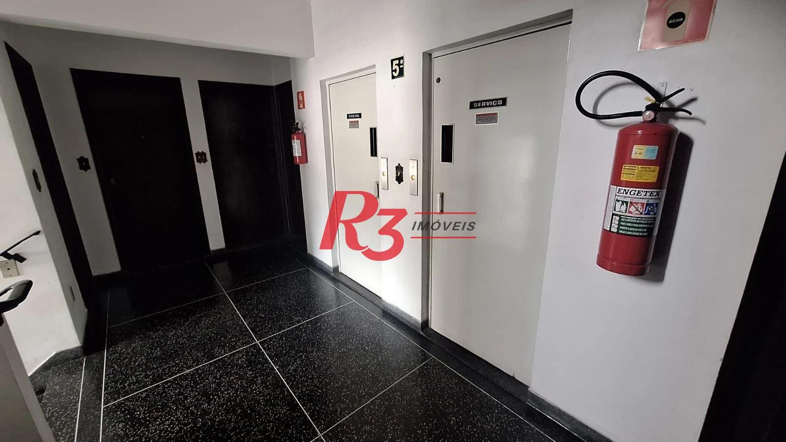 Apartamento com 2 dormitórios à venda, 85 m² por R$ 385.000,00 - Itararé - São Vicente/SP