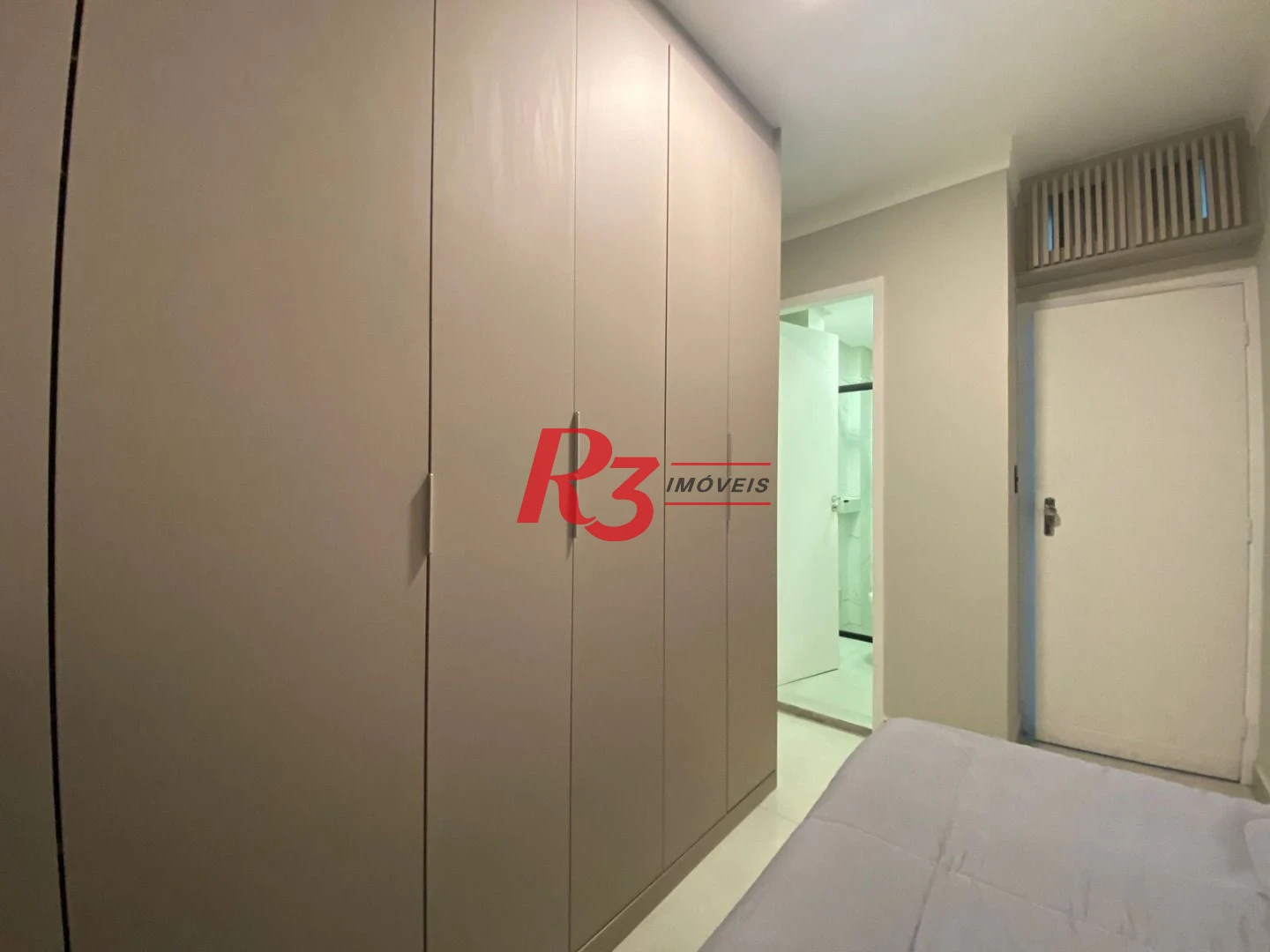 Apartamento com 2 dormitórios à venda, 119 m² por R$ 997.000,00 - Ponta da Praia - Santos/SP