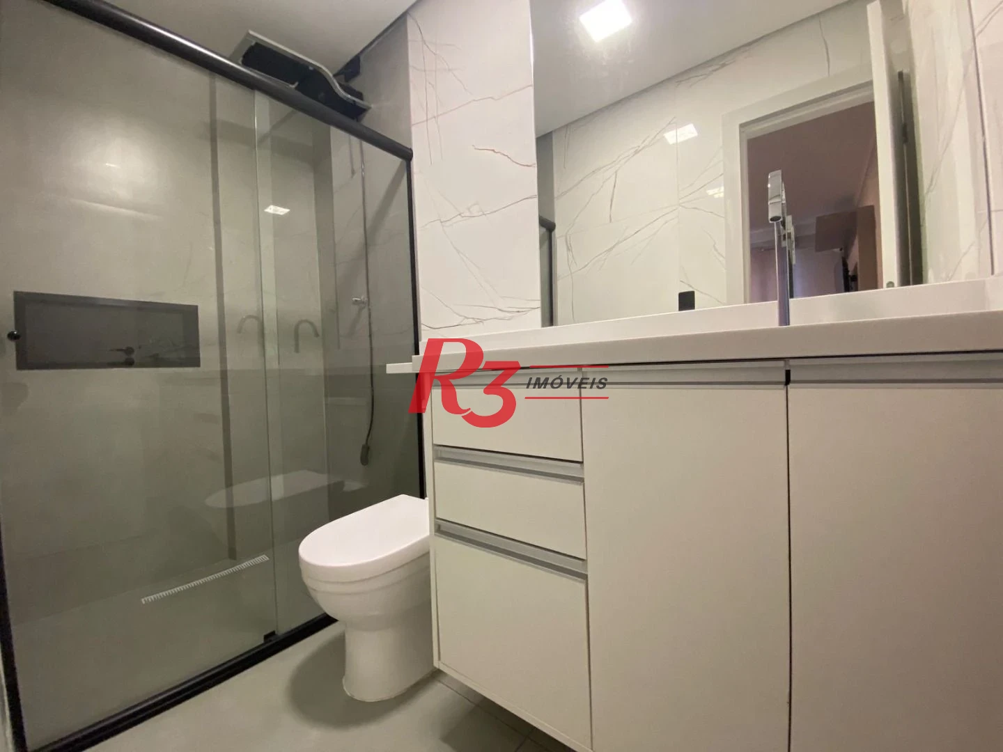 Apartamento com 2 dormitórios à venda, 119 m² por R$ 997.000,00 - Ponta da Praia - Santos/SP