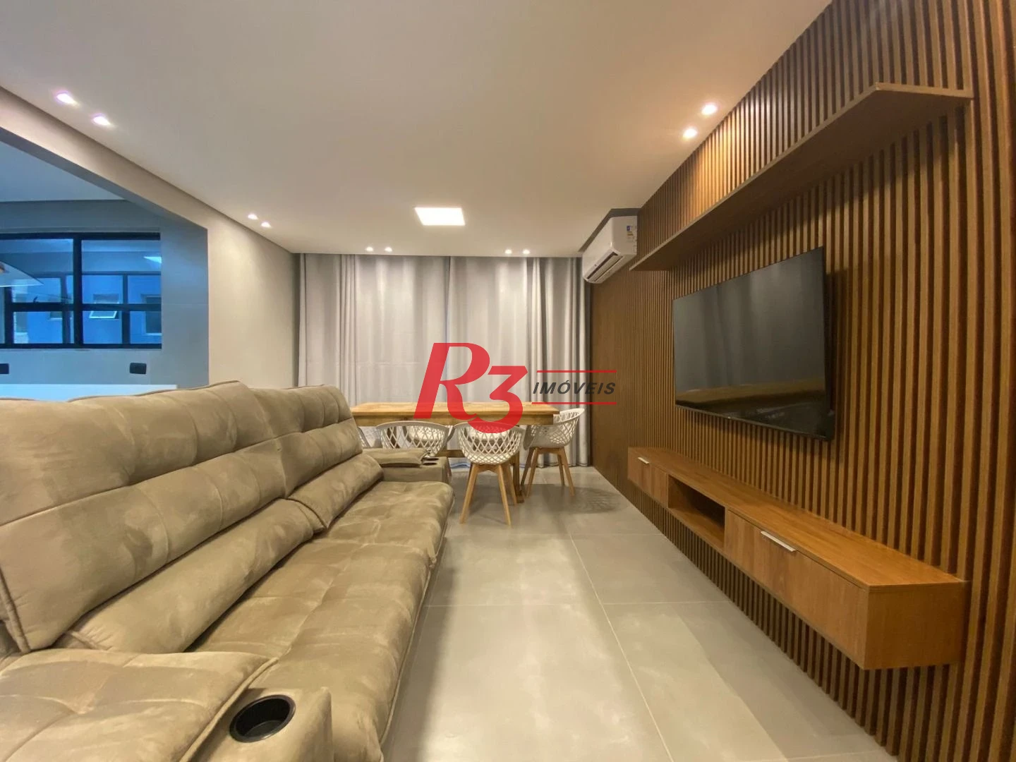 Apartamento com 2 dormitórios à venda, 119 m² por R$ 997.000,00 - Ponta da Praia - Santos/SP