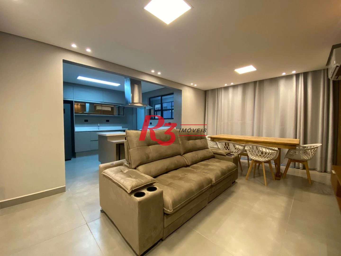 Apartamento com 2 dormitórios à venda, 119 m² por R$ 997.000,00 - Ponta da Praia - Santos/SP