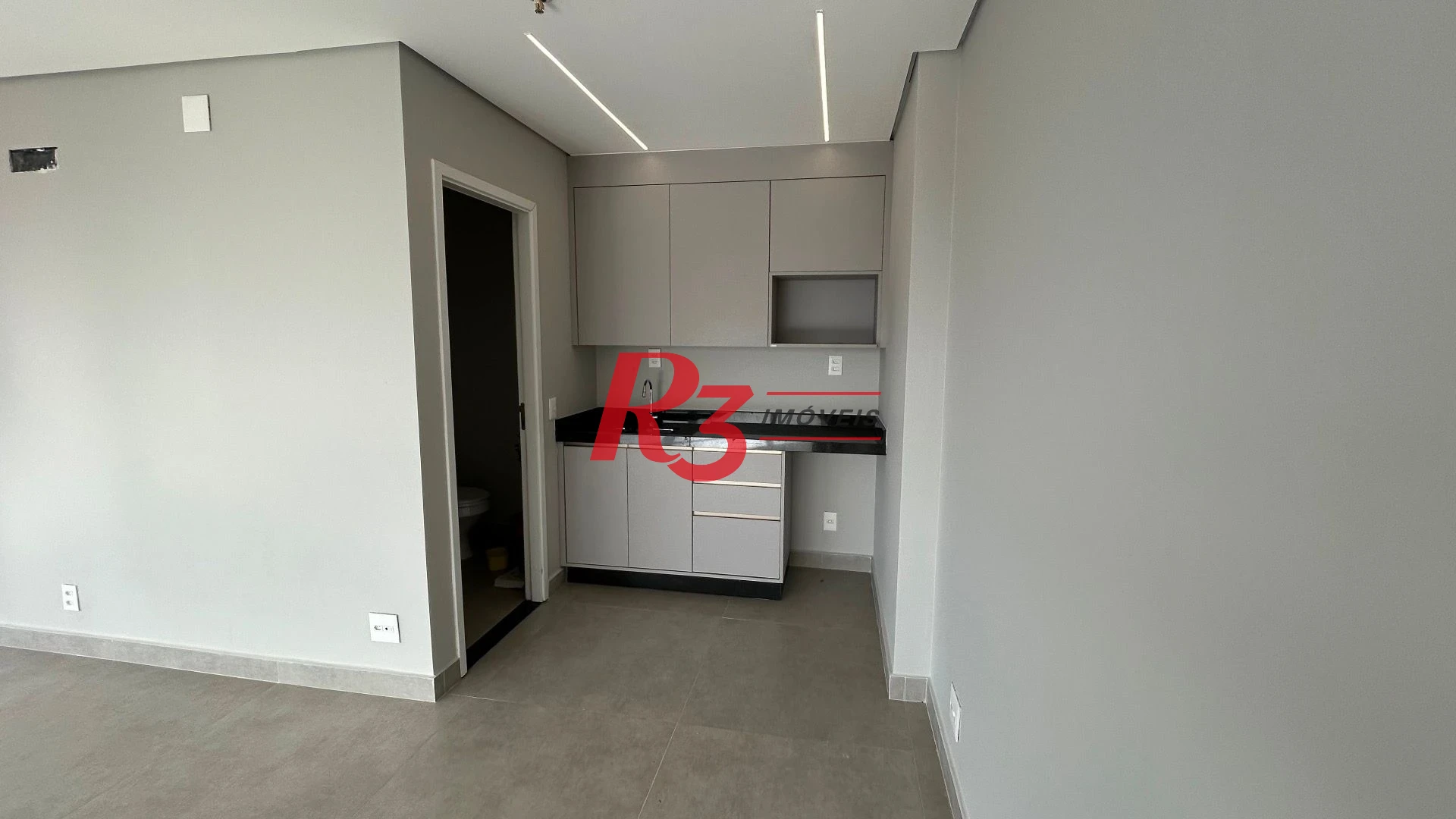 Sala para alugar, 70 m² por R$ 4.777,86/mês - Valongo - Santos/SP