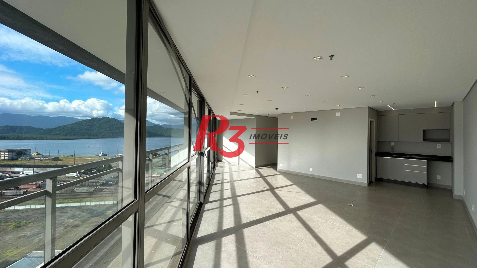 Sala para alugar, 70 m² por R$ 4.777,86/mês - Valongo - Santos/SP