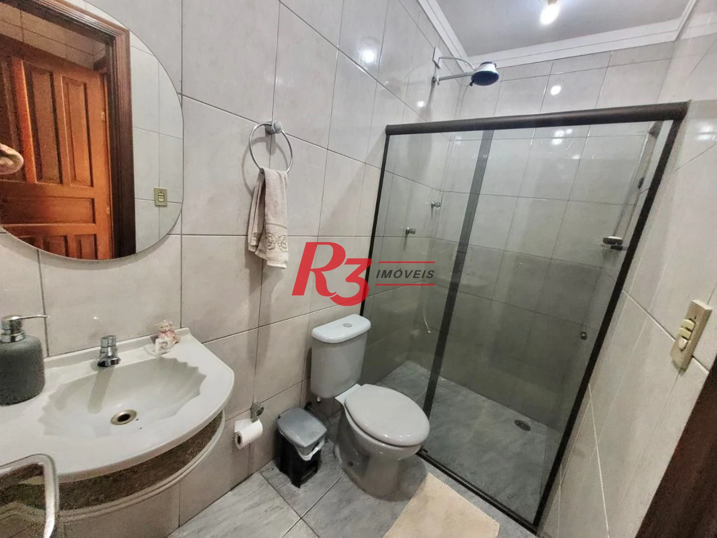 Casa com 2 dormitórios à venda, 80 m² por R$ 410.000,00 - Macuco - Santos/SP