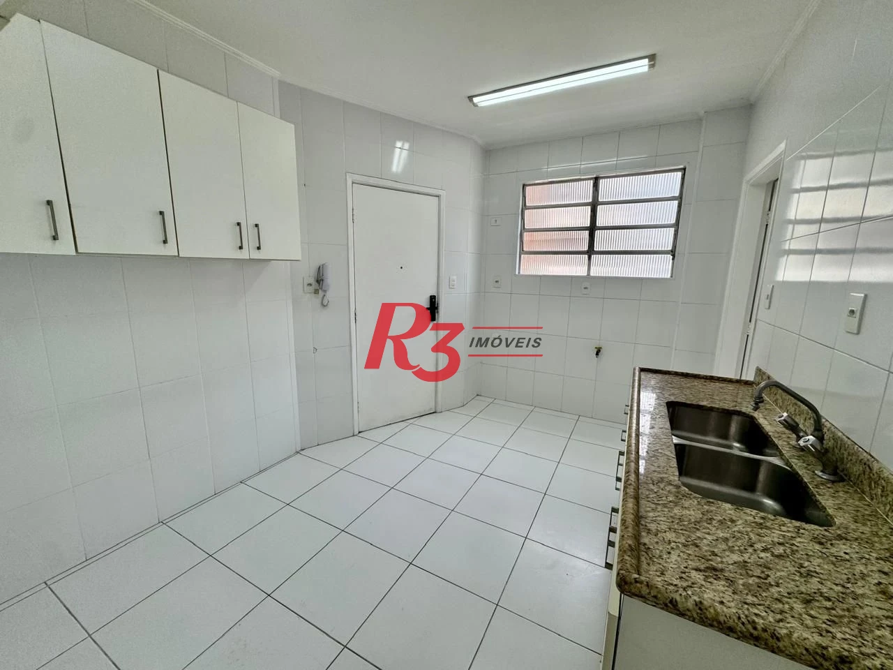 Apartamento com 3 dormitórios à venda, 125 m² por R$ 1.100.000,00 - José Menino - Santos/SP