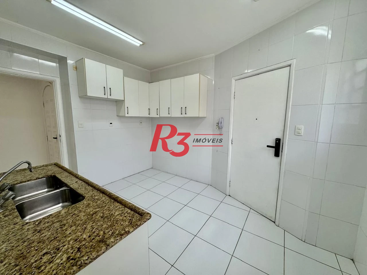 Apartamento com 3 dormitórios à venda, 125 m² por R$ 1.100.000,00 - José Menino - Santos/SP