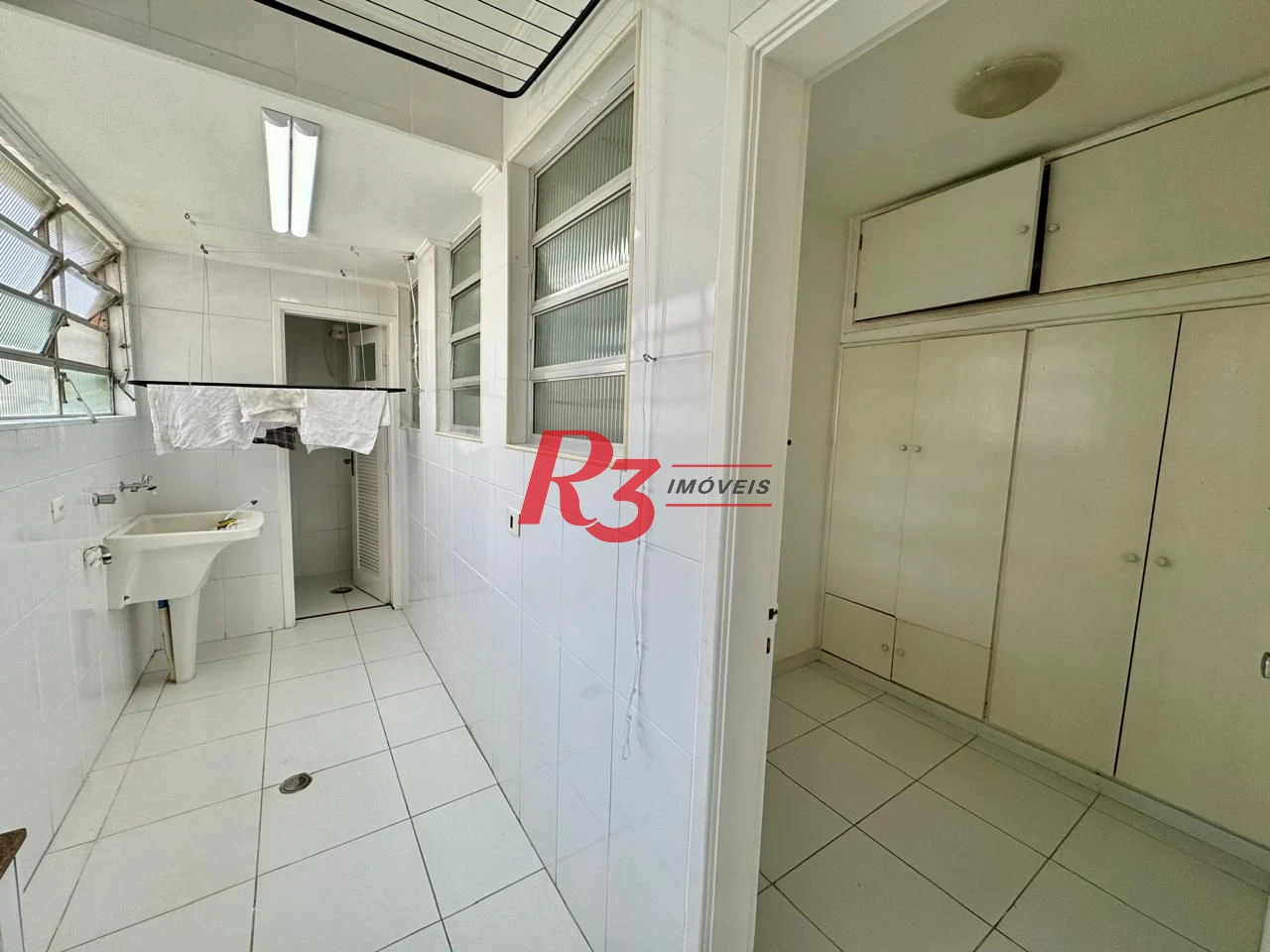 Apartamento com 3 dormitórios à venda, 125 m² por R$ 1.100.000,00 - José Menino - Santos/SP