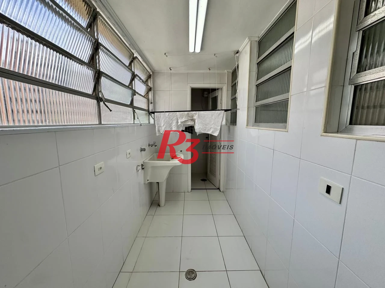 Apartamento com 3 dormitórios à venda, 125 m² por R$ 1.100.000,00 - José Menino - Santos/SP