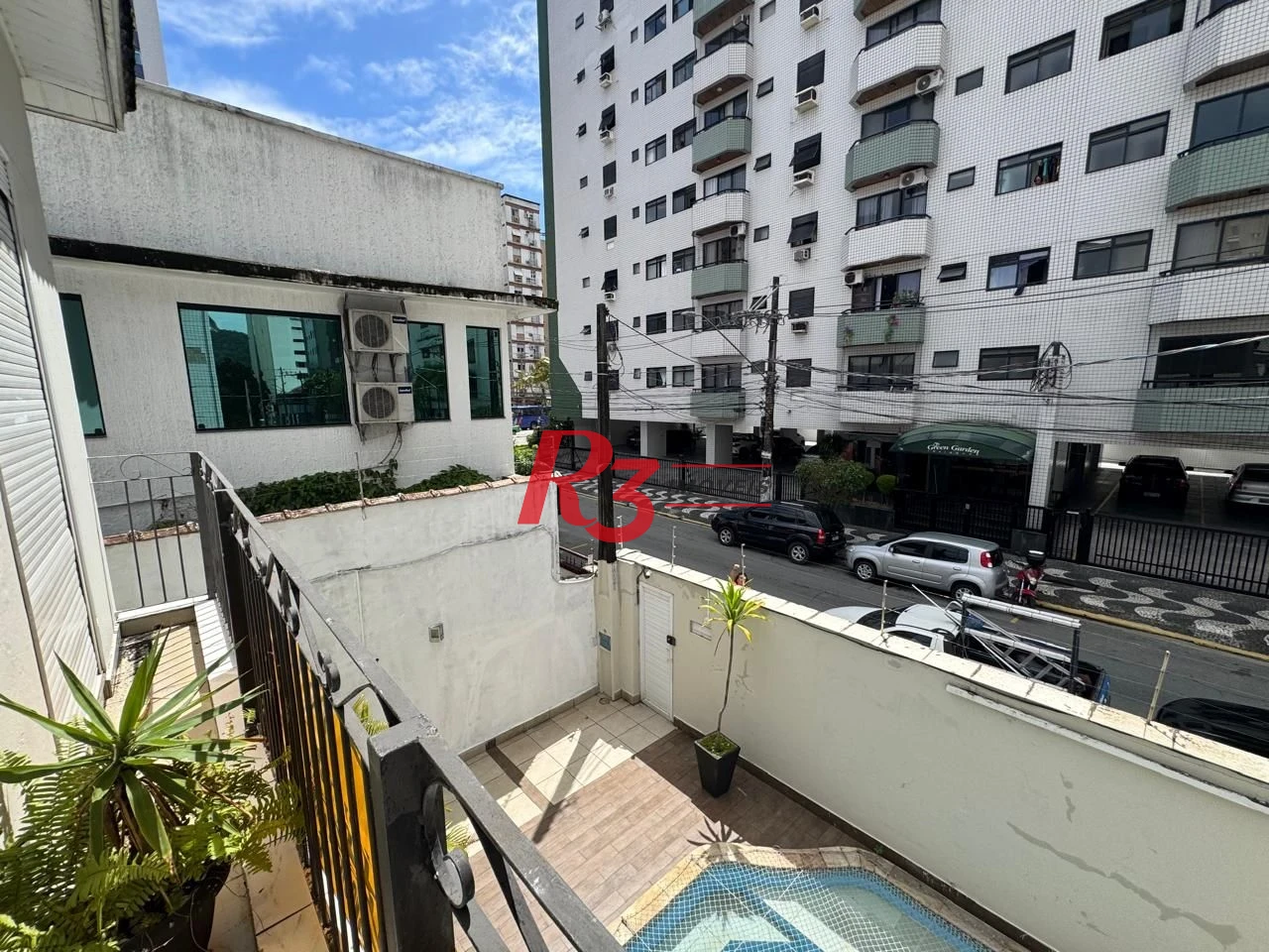 Casa com 3 dormitórios à venda, 231 m² por R$ 1.500.000,00 - Gonzaguinha - São Vicente/SP
