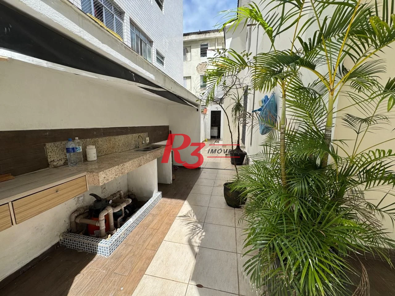 Casa com 3 dormitórios à venda, 231 m² por R$ 1.500.000,00 - Gonzaguinha - São Vicente/SP