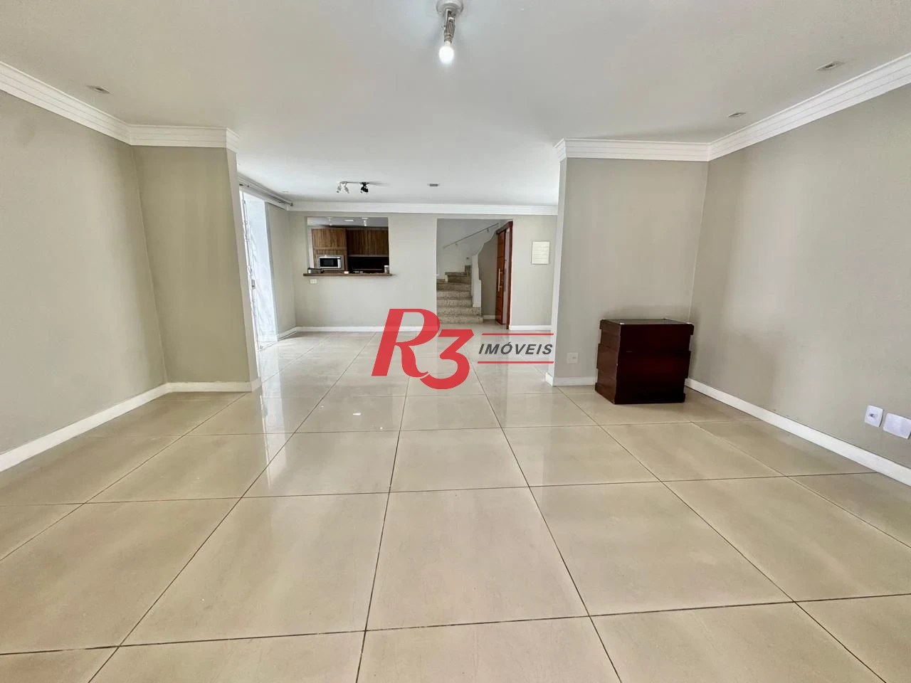 Casa com 3 dormitórios à venda, 231 m² por R$ 1.500.000,00 - Gonzaguinha - São Vicente/SP