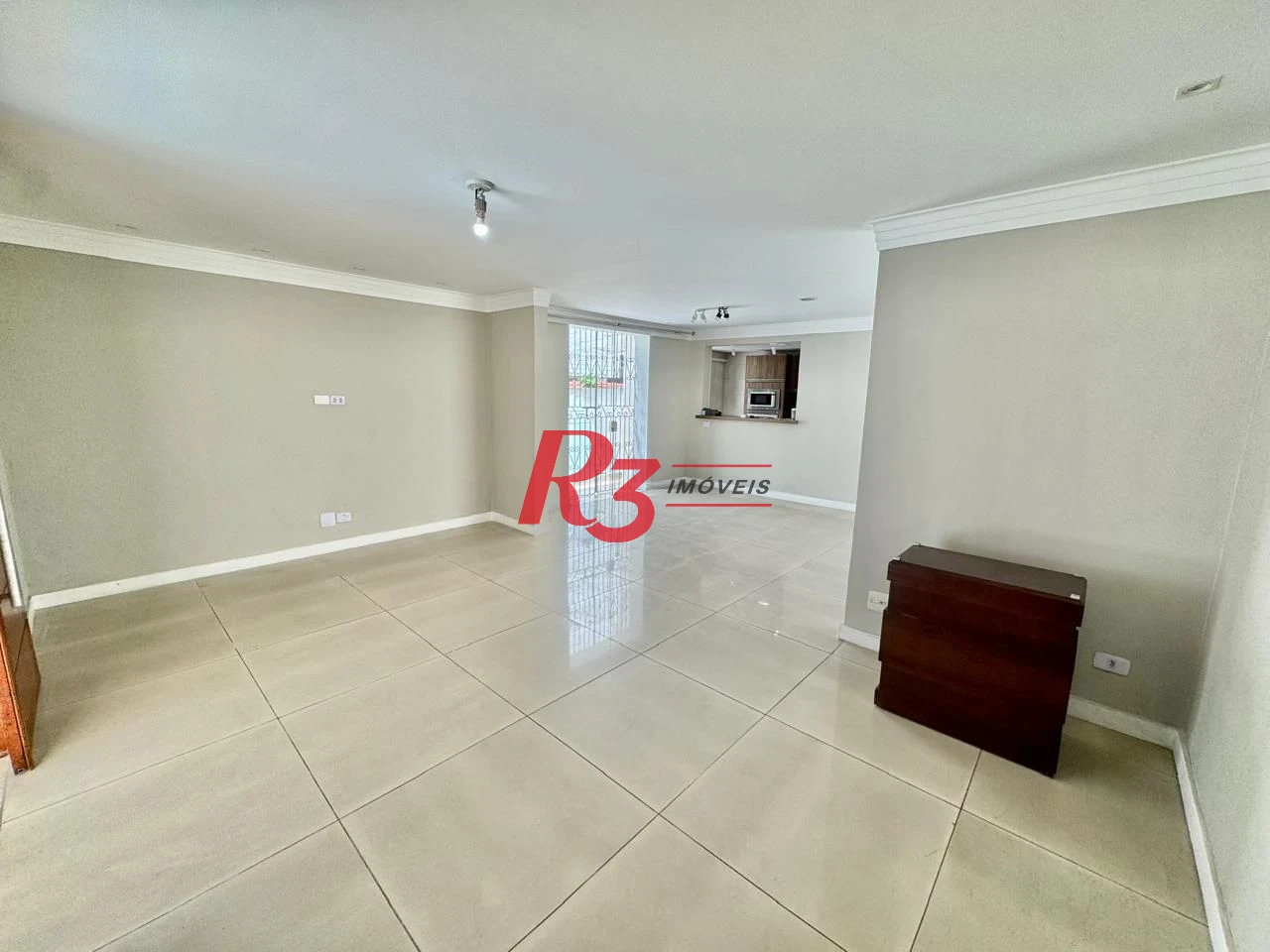 Casa com 3 dormitórios à venda, 231 m² por R$ 1.500.000,00 - Gonzaguinha - São Vicente/SP