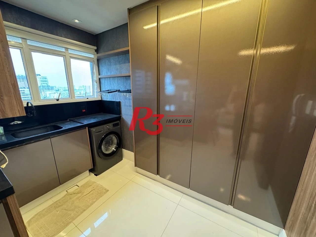 Apartamento Duplex com 3 dormitórios à venda, 115 m² por R$ 1.710.000,00 - Pompéia - Santos/SP